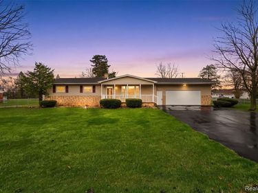 11840 Woodland Drive , Venice Twp, MI 48449