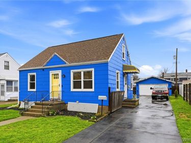 9 Clarence Harder Drive, Tonawanda, NY 14150