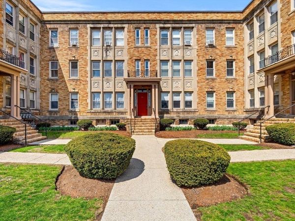 52 High St, Unit 1, Methuen, MA 01844