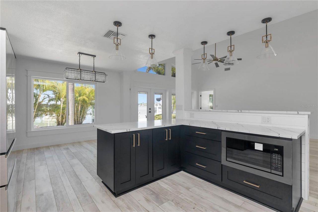 308 173rd Avenue E, North Redington Beach, FL 33708 Photo