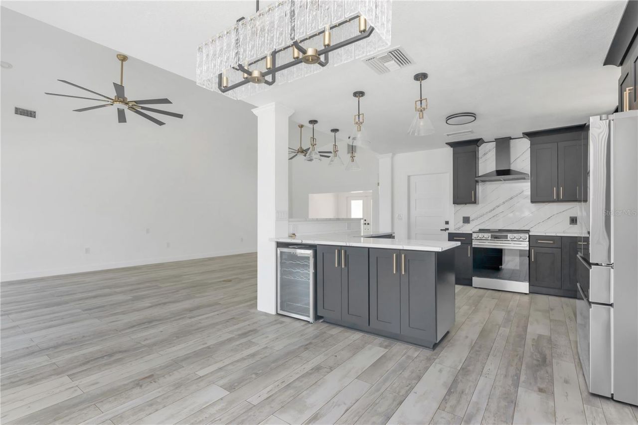 308 173rd Avenue E, North Redington Beach, FL 33708 Photo