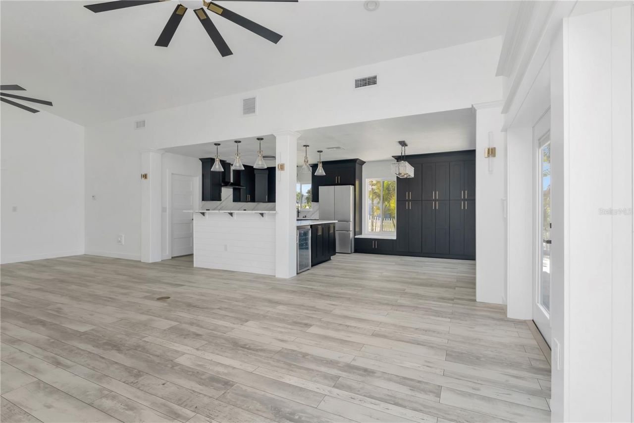 308 173rd Avenue E, North Redington Beach, FL 33708 Photo