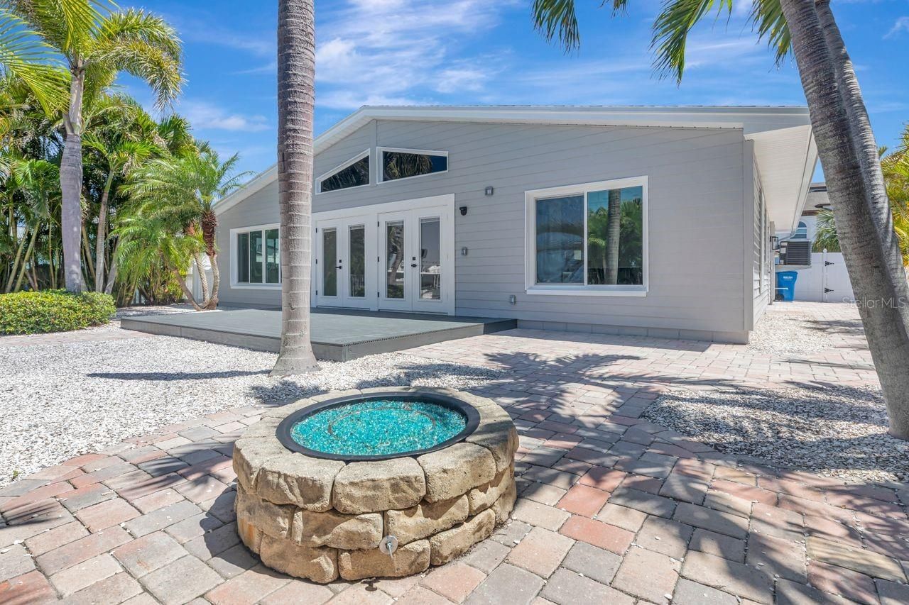 308 173rd Avenue E, North Redington Beach, FL 33708 Photo