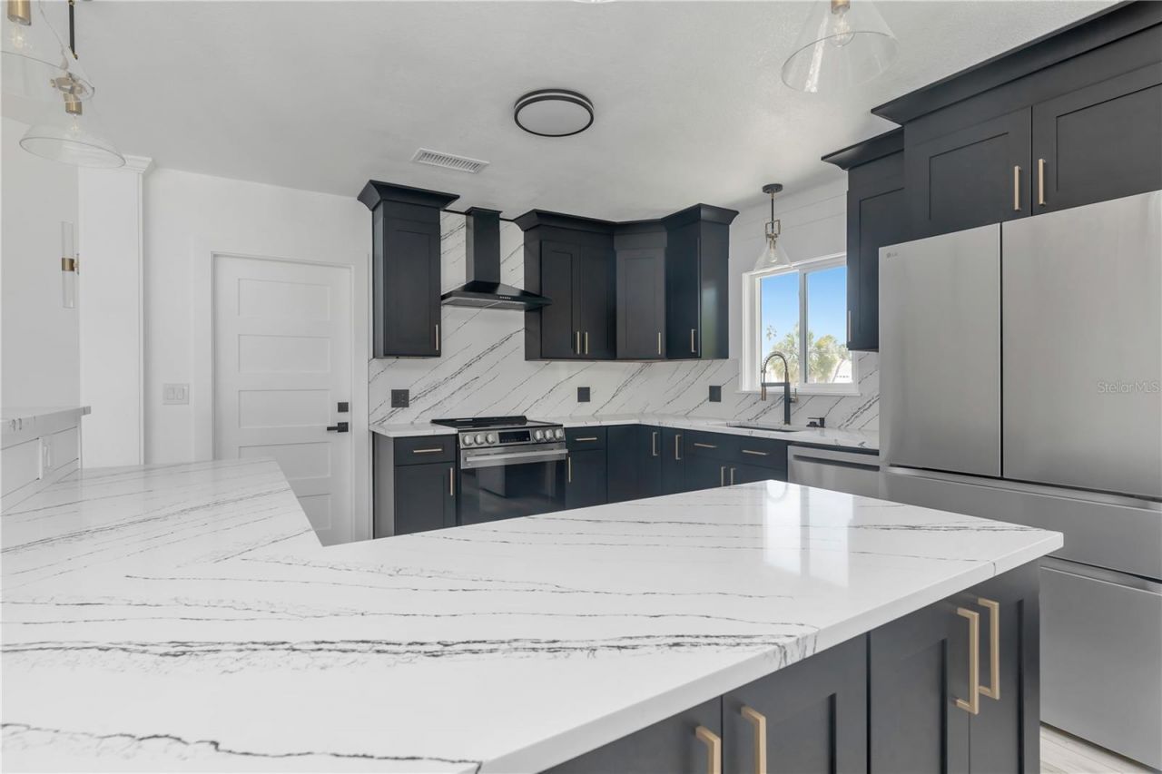 308 173rd Avenue E, North Redington Beach, FL 33708 Photo