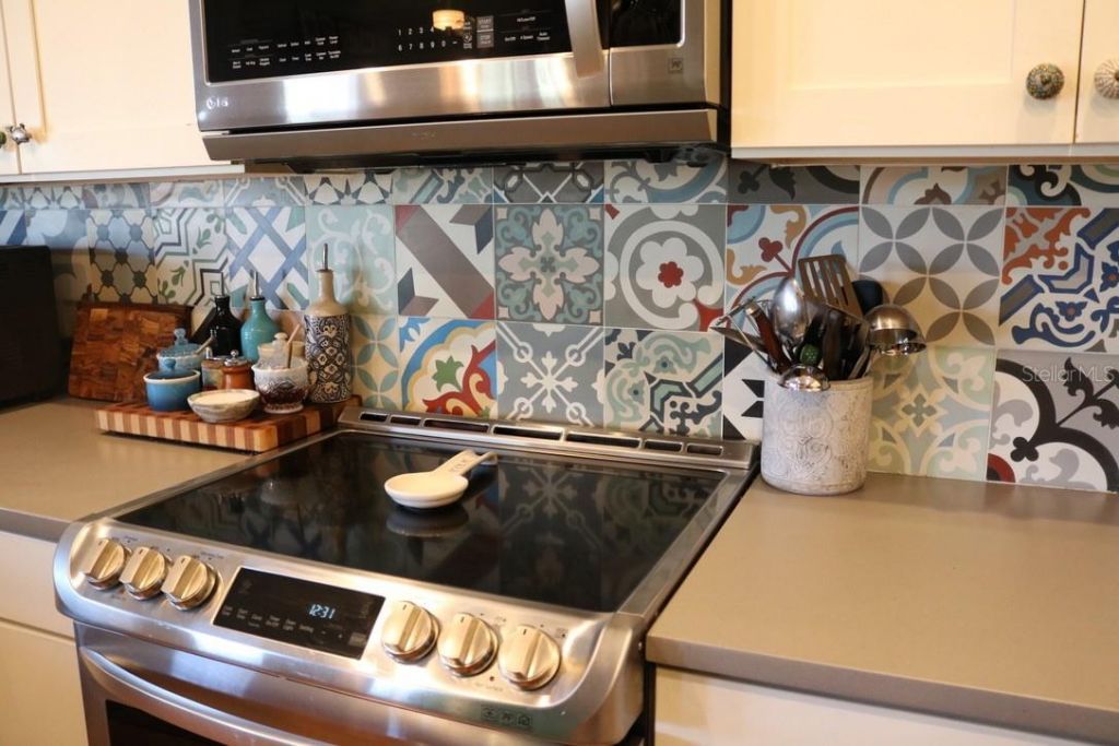 19150 Livingston Avenue, Lutz, FL 33559 Photo