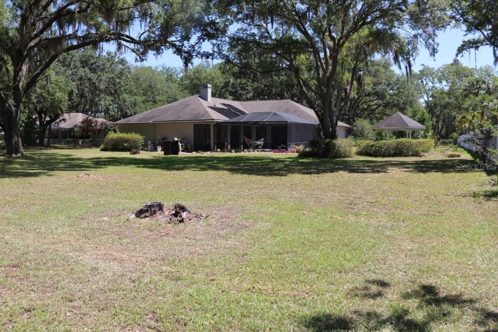 19150 Livingston Avenue, Lutz, FL 33559 Photo