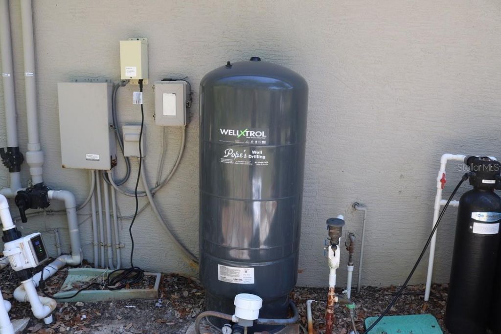 19150 Livingston Avenue, Lutz, FL 33559 Photo