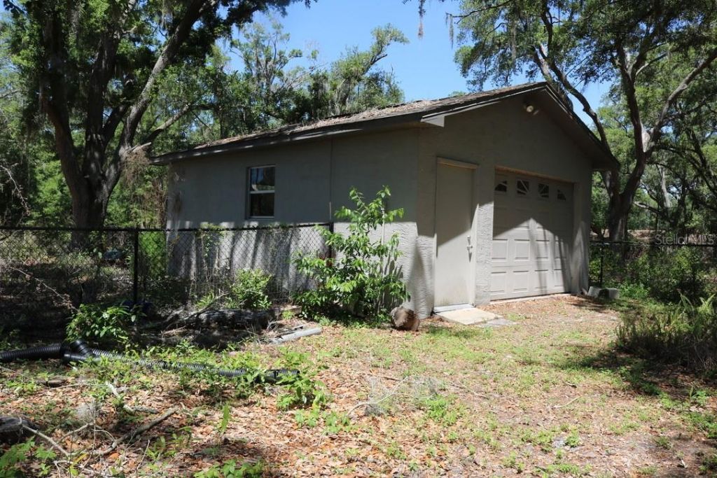 19150 Livingston Avenue, Lutz, FL 33559 Photo