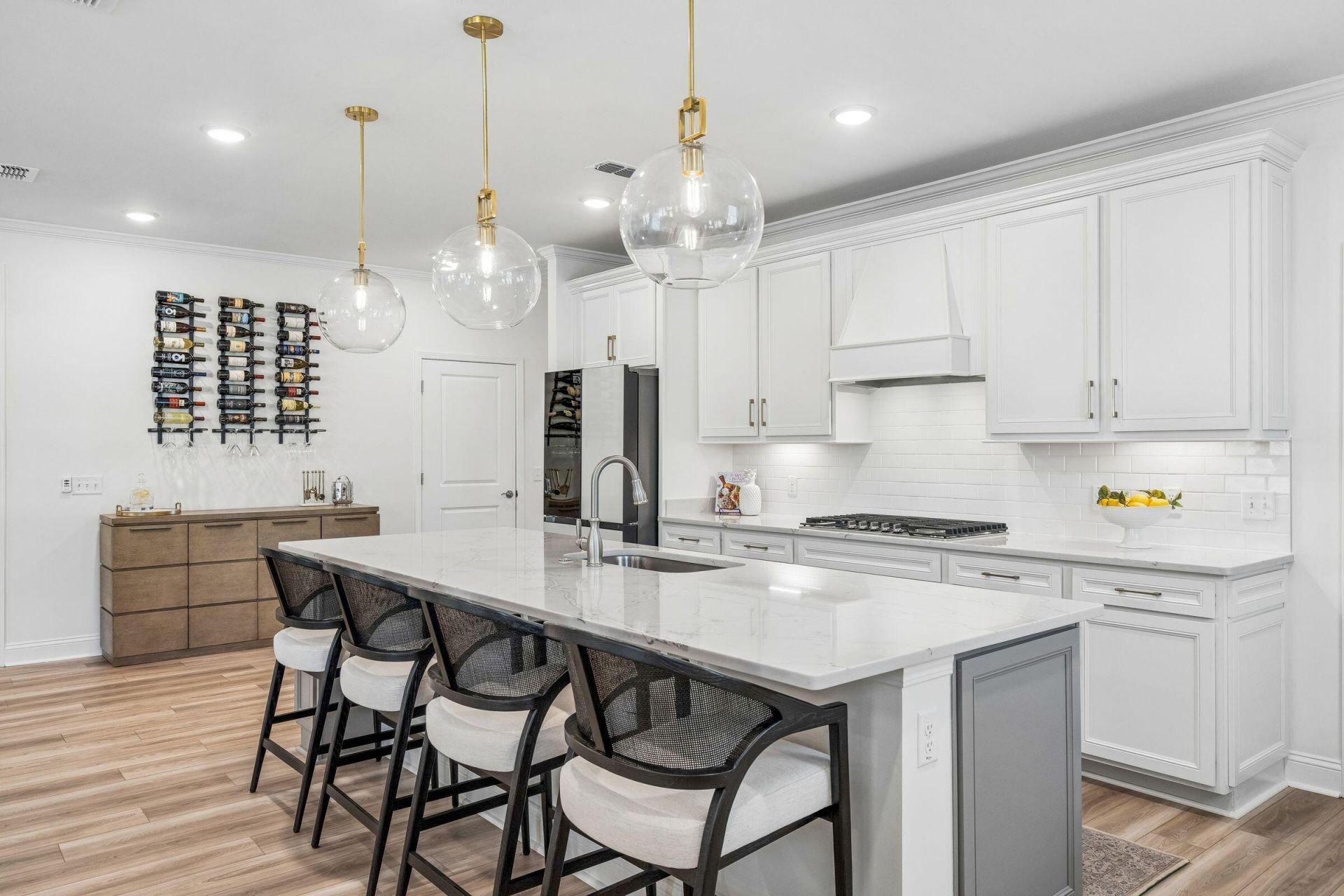 611 Coral Bells Lane Photo 13