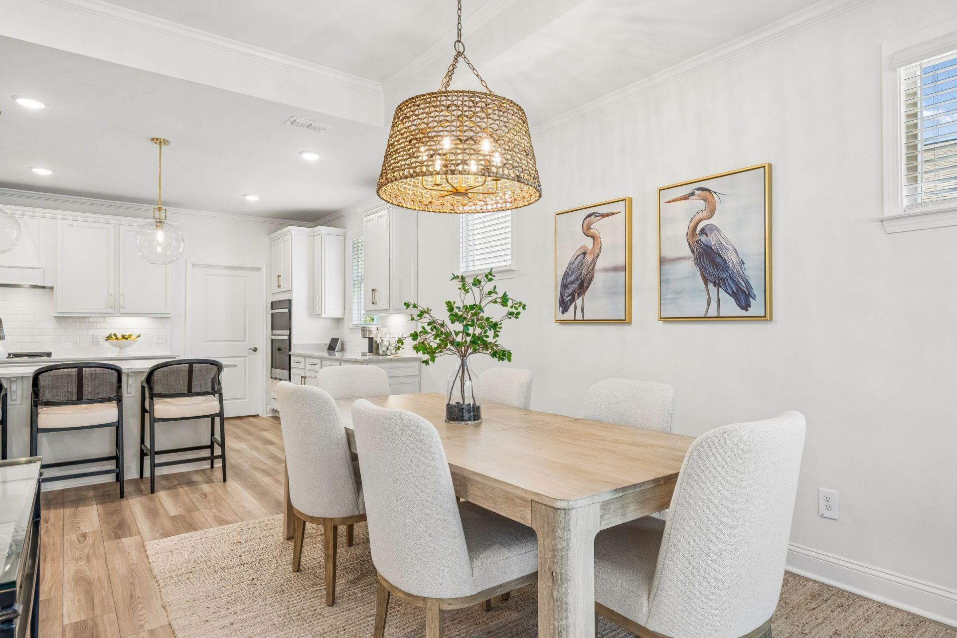 611 Coral Bells Lane Photo 15