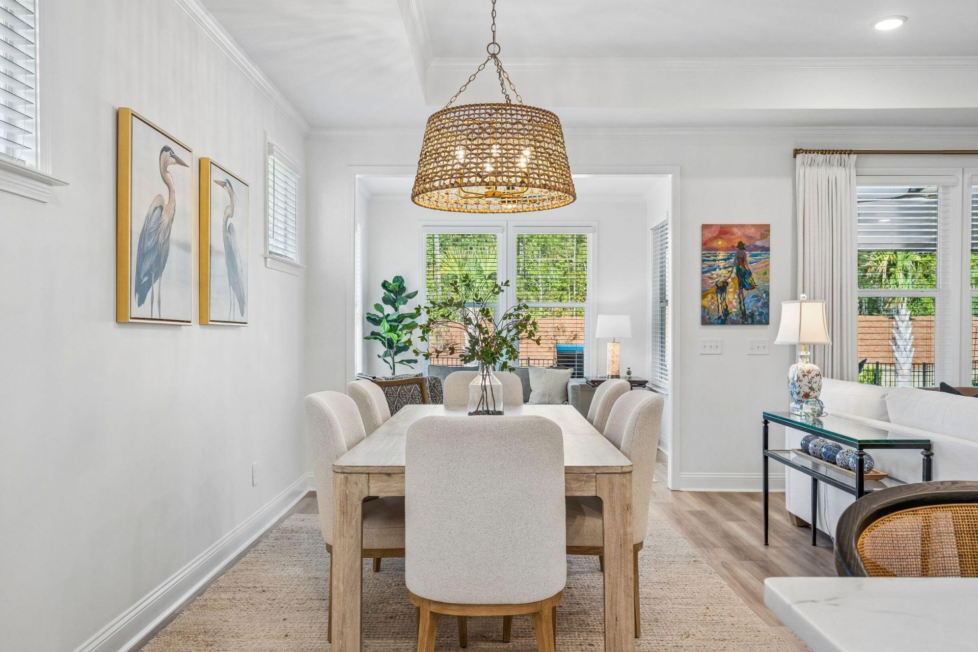 611 Coral Bells Lane Photo 17