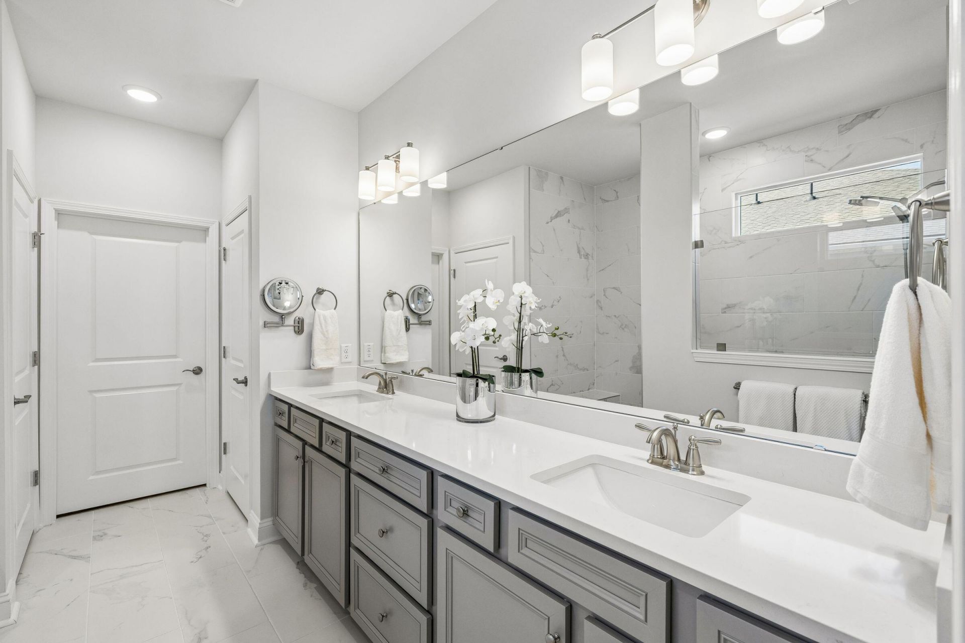 611 Coral Bells Lane Photo 22