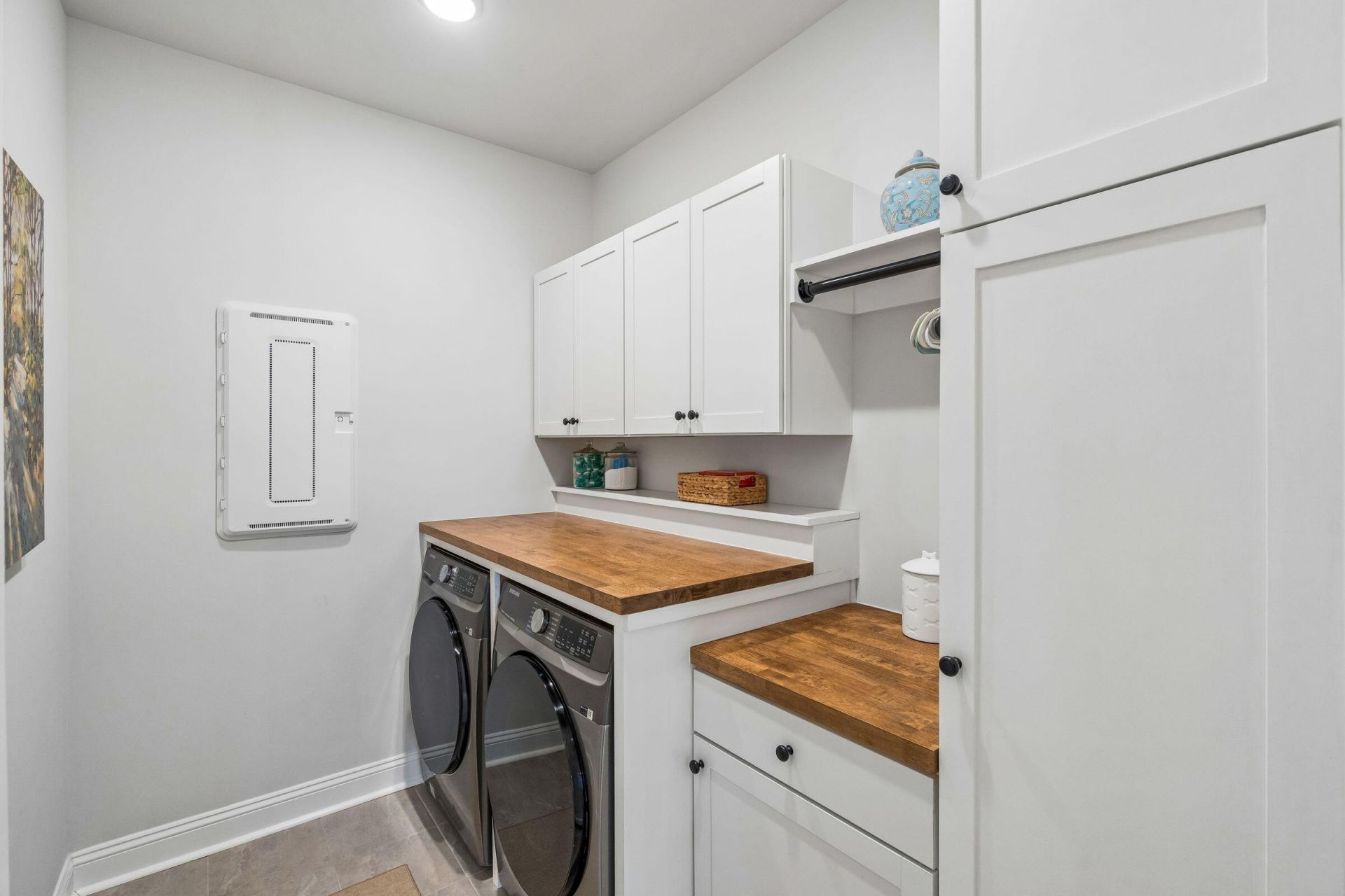 611 Coral Bells Lane Photo 29