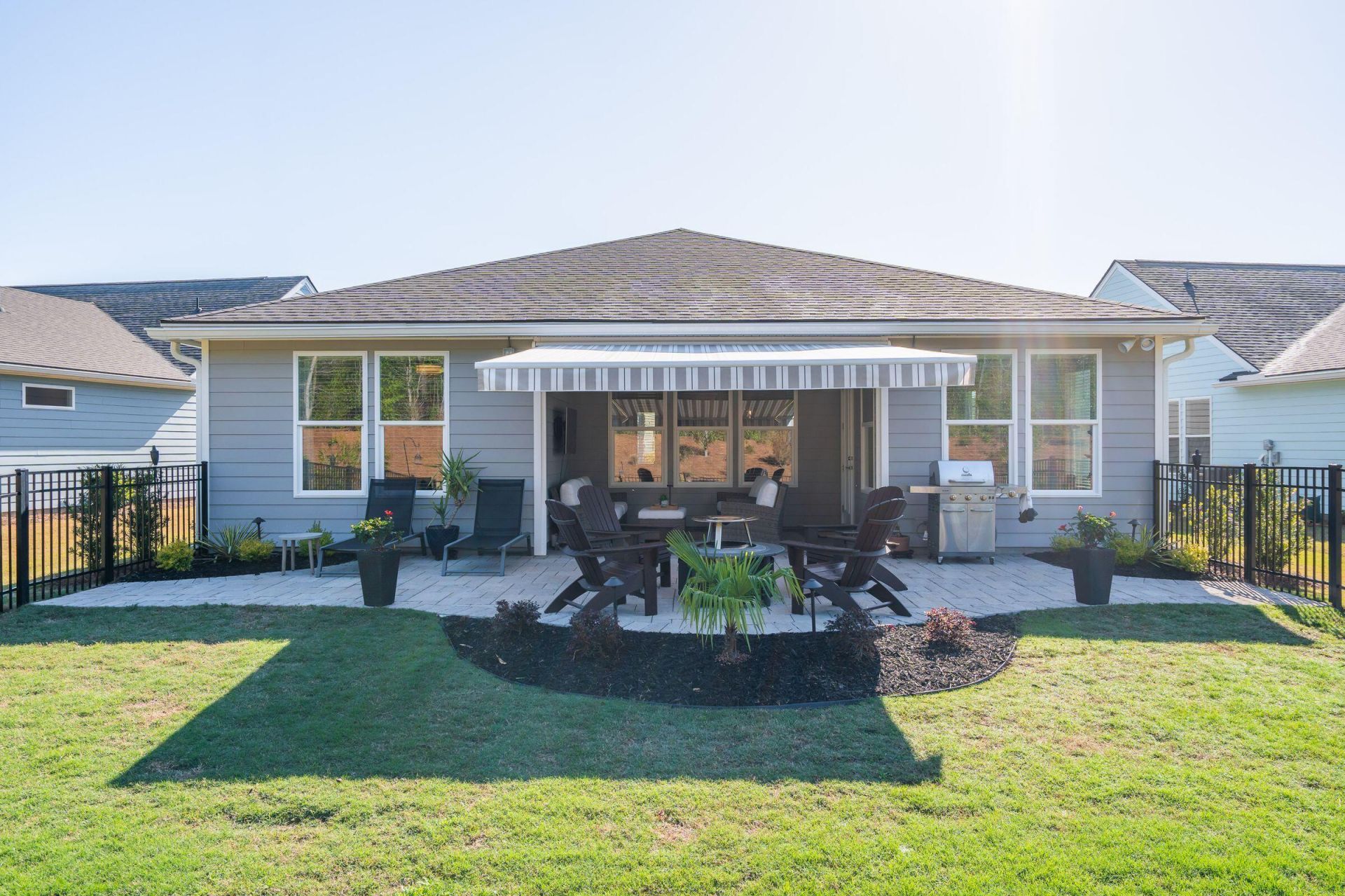 611 Coral Bells Lane Photo 38