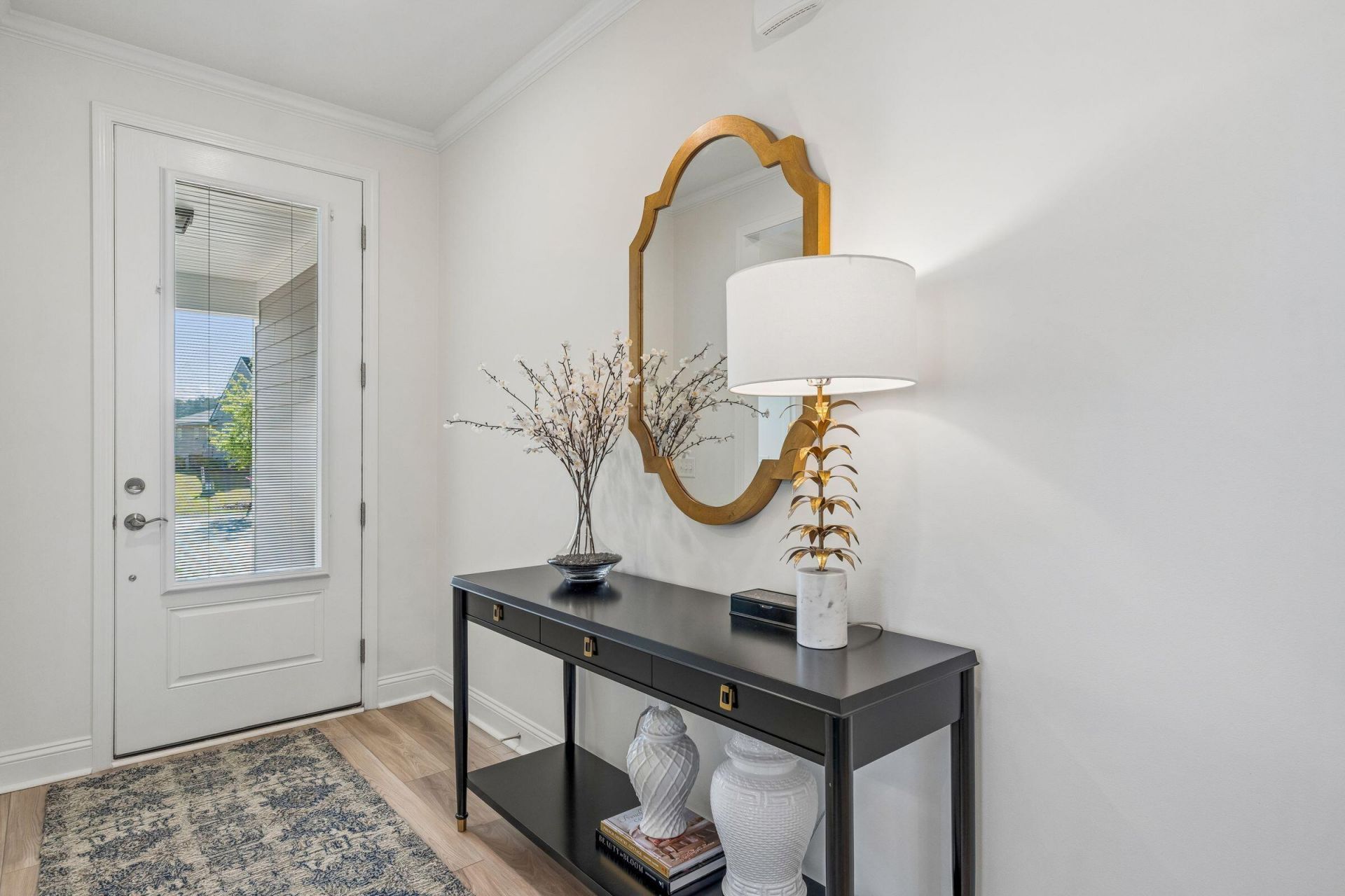 611 Coral Bells Lane Photo 5