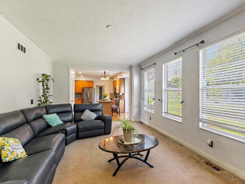 11850 Winston Lane, Forest Park, OH 45240 Photo 11