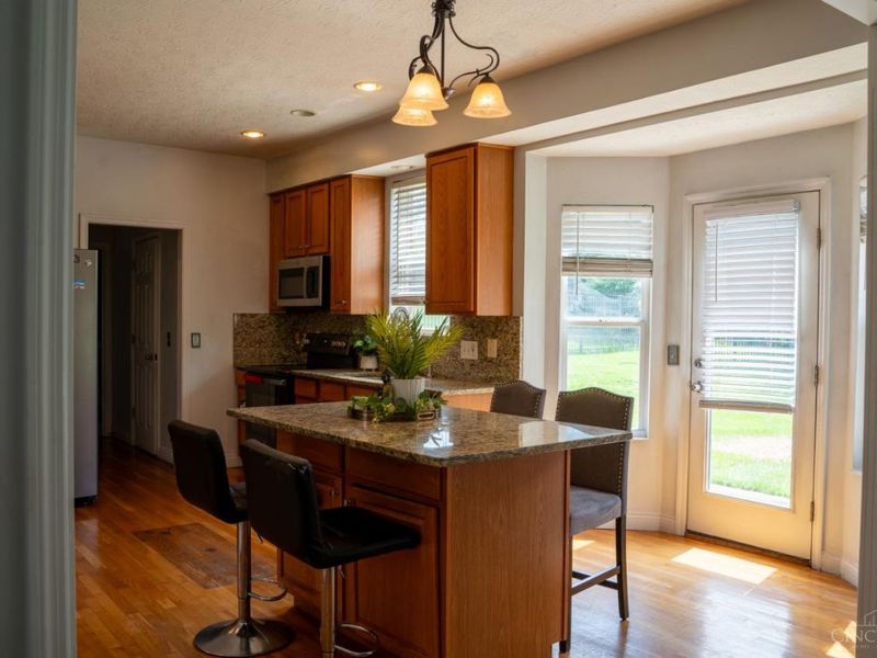 11850 Winston Lane, Forest Park, OH 45240 Photo 2