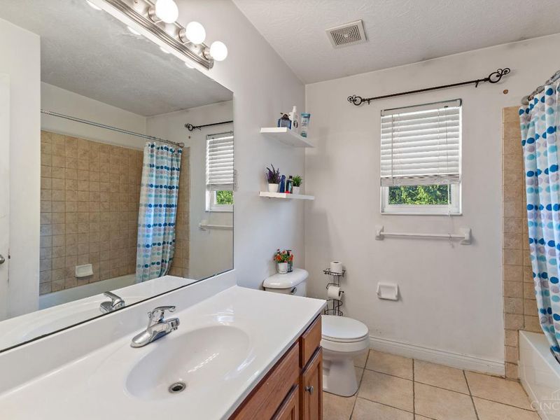 11850 Winston Lane, Forest Park, OH 45240 Photo 24