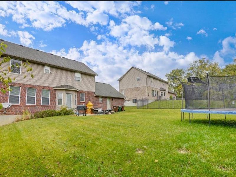 11850 Winston Lane, Forest Park, OH 45240 Photo 27