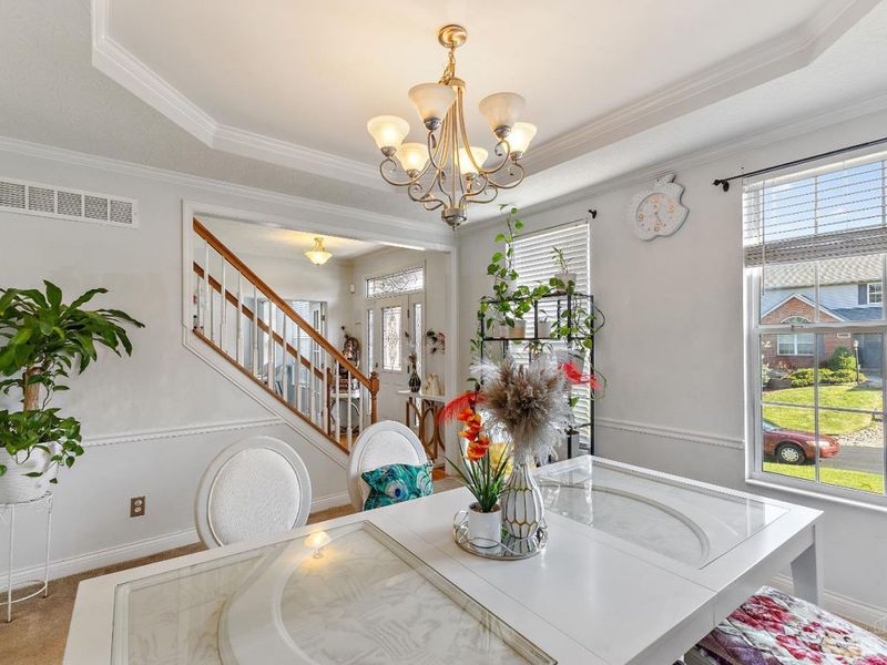 11850 Winston Lane, Forest Park, OH 45240 Photo 9