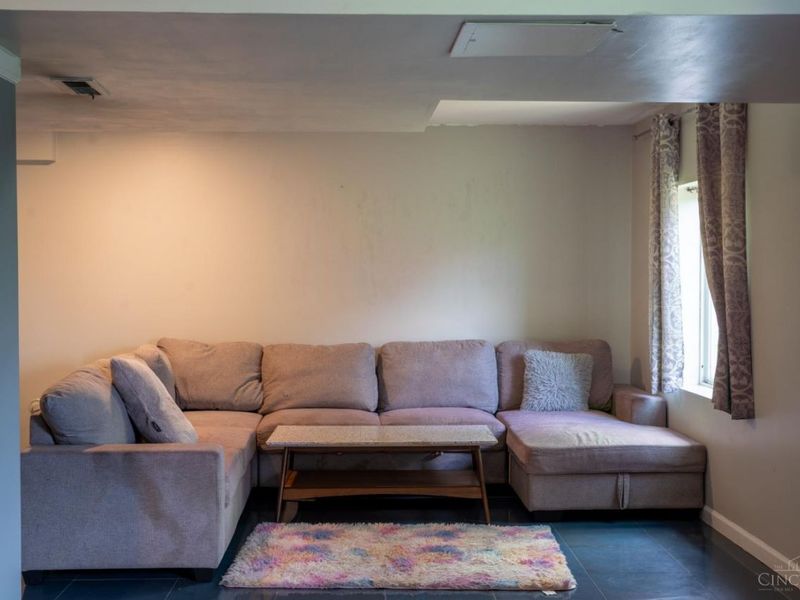 11850 Winston Lane, Forest Park, OH 45240 Photo 9