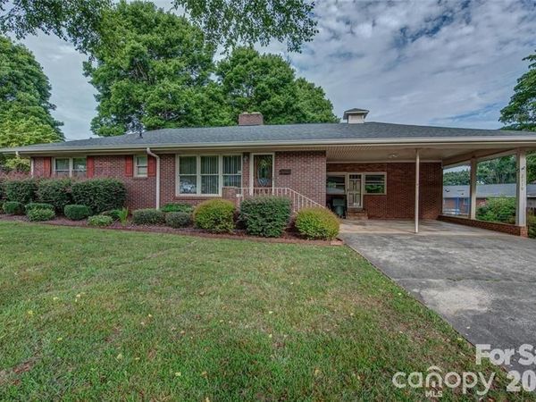 2119 Pamela Street , Gastonia, NC 28054