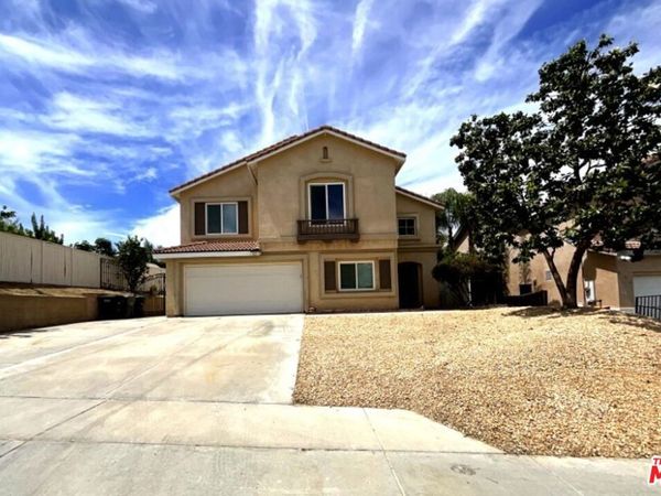 323 Steiner Drive, Hemet, CA 92544