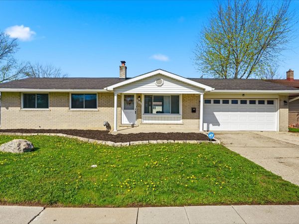 34573 Chope Place, Clinton Twp, MI 48035