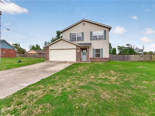 2303 S 13th Street , Rogers, AR 72758