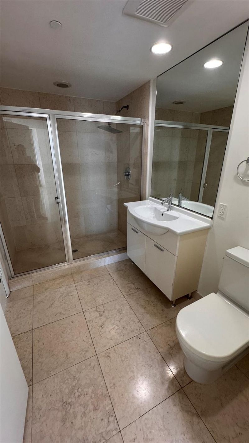 475 Brickell Avenue, Unit 4913, Miami, FL 33131 Photo