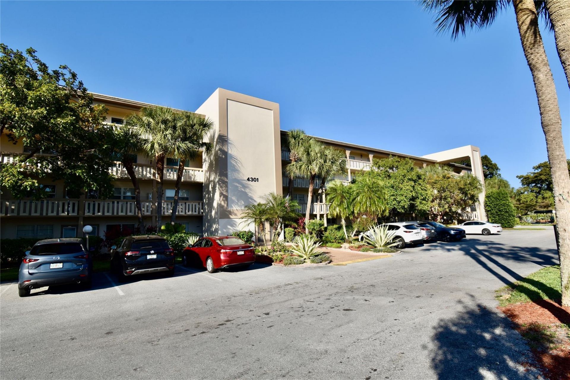 4301 Martinique Circle, Unit K1, Coconut Creek, FL 33066 Photo