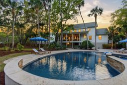 103 Oakview Lane photo 4