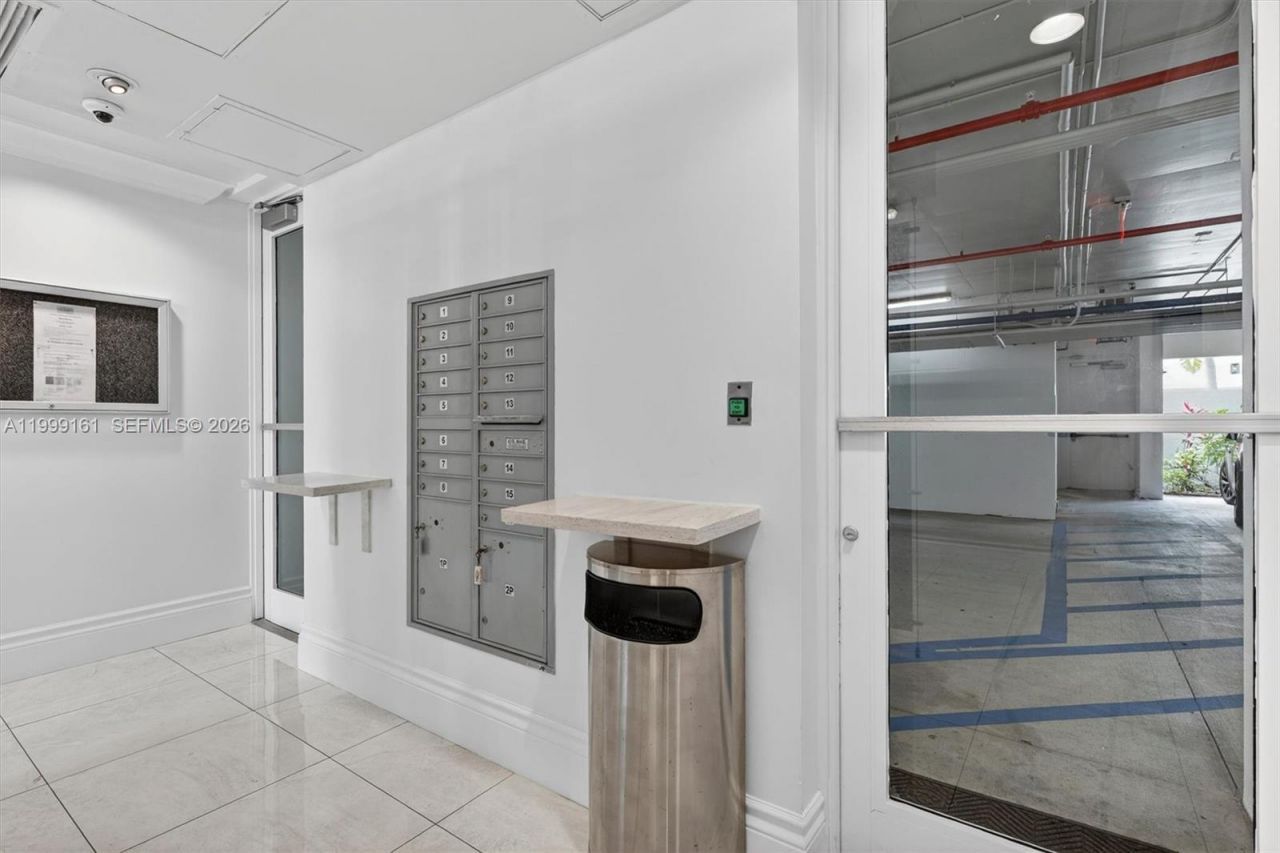 650 Valencia Ave , Unit 302, Coral Gables, FL 33134 Photo