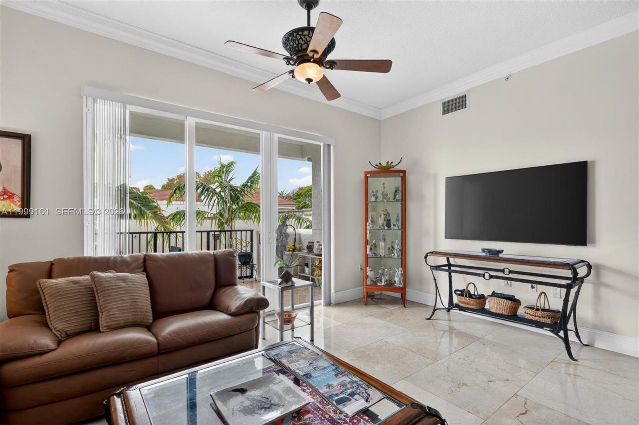 650 Valencia Ave , Unit 302, Coral Gables, FL 33134 Photo