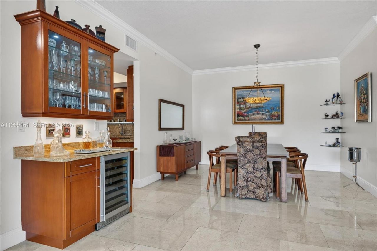 650 Valencia Ave , Unit 302, Coral Gables, FL 33134 Photo