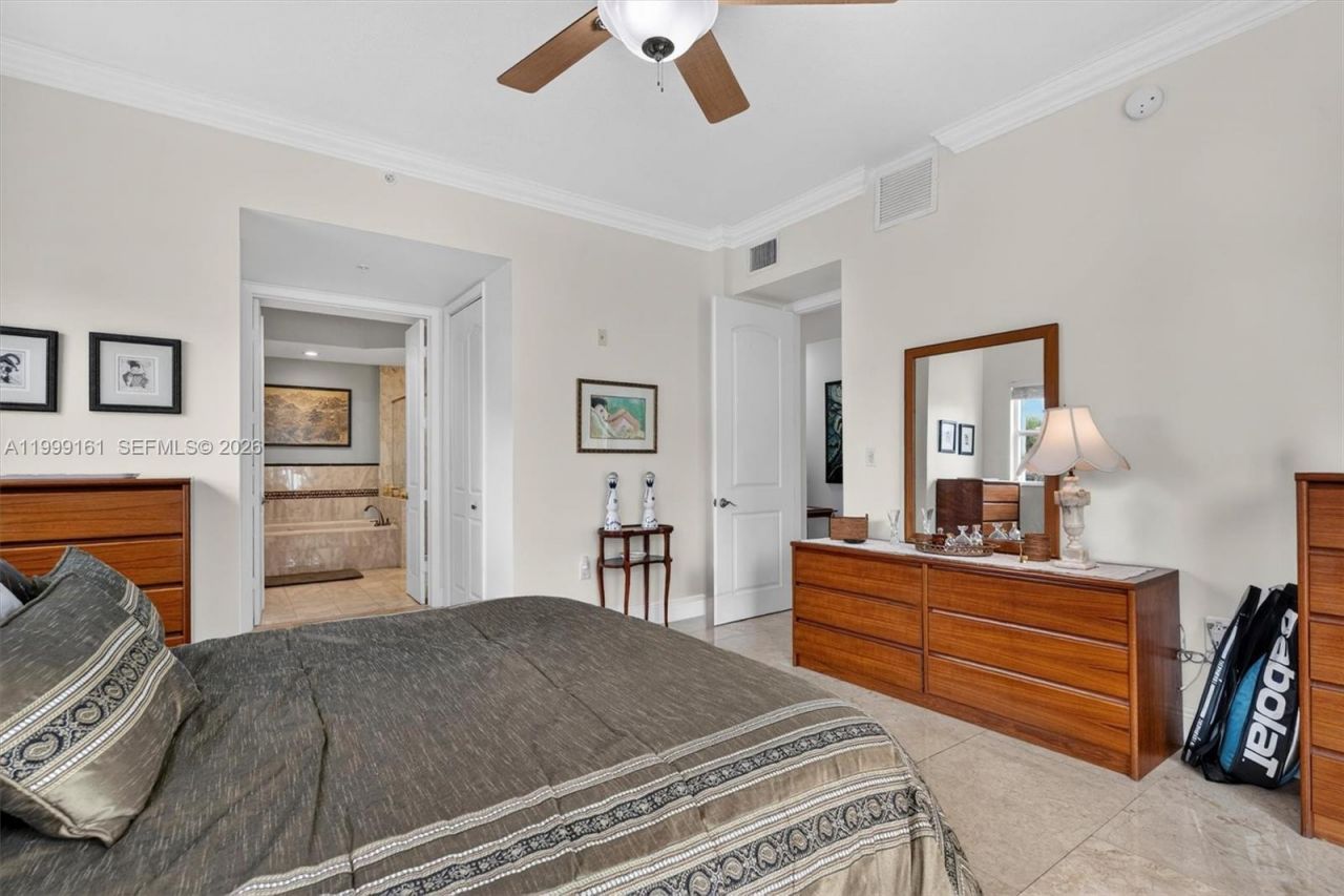 650 Valencia Ave , Unit 302, Coral Gables, FL 33134 Photo