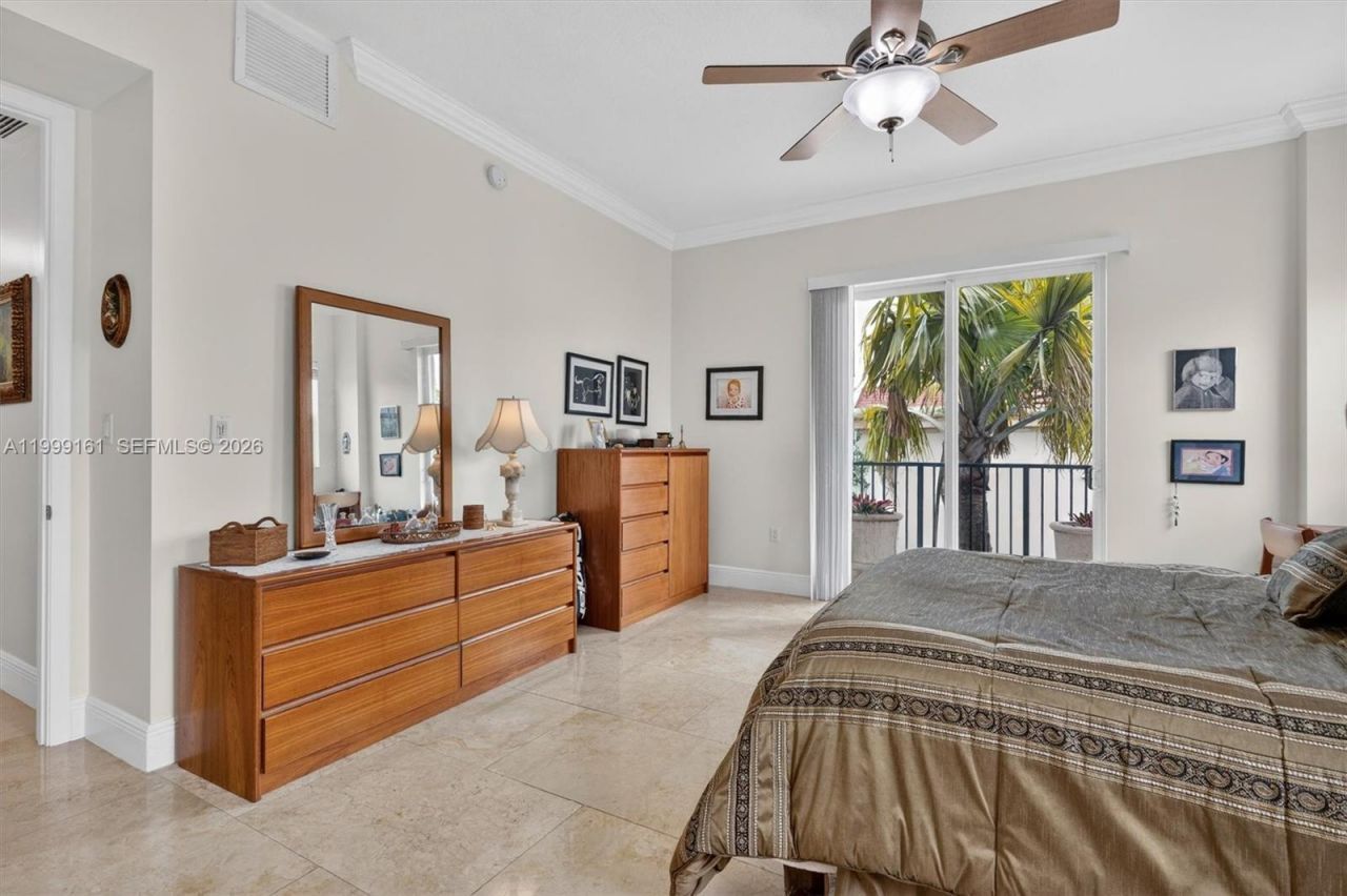 650 Valencia Ave , Unit 302, Coral Gables, FL 33134 Photo