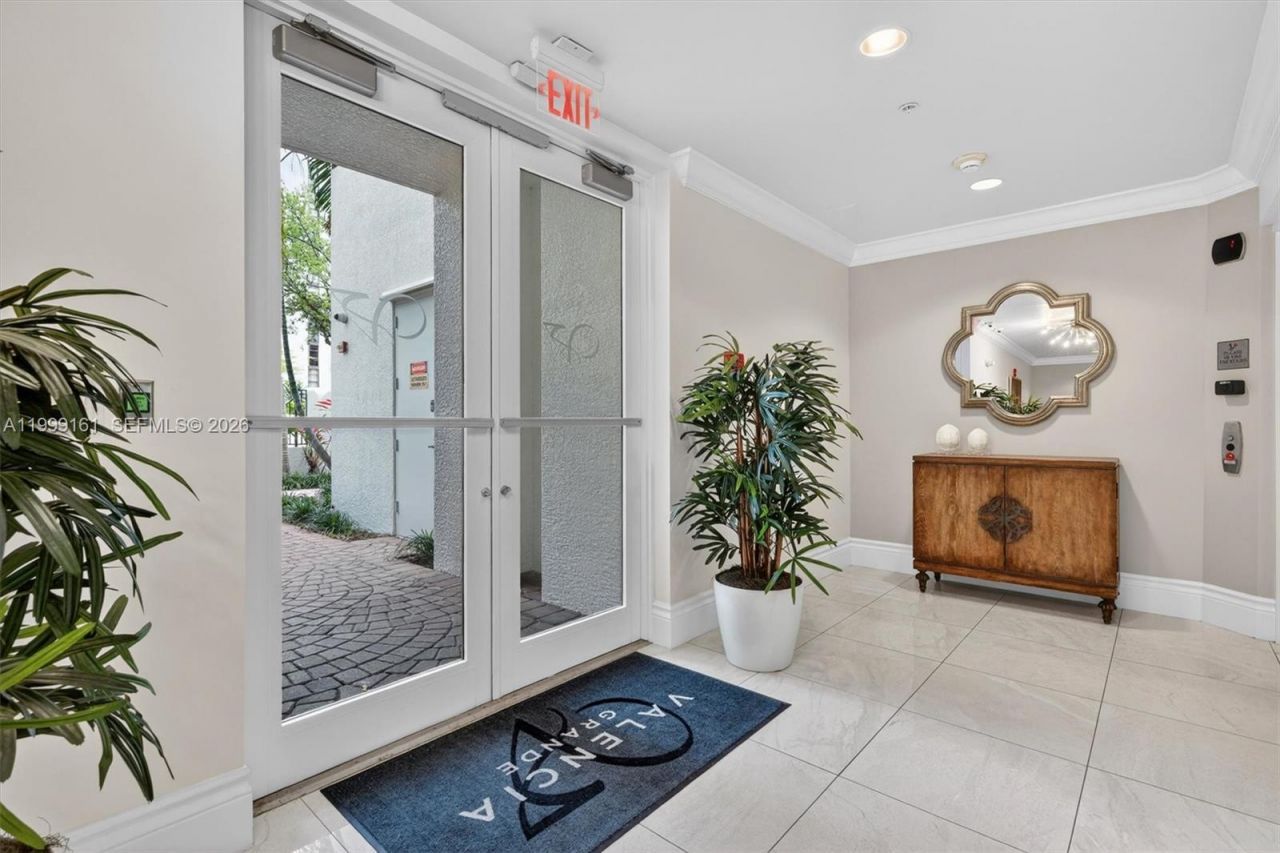 650 Valencia Ave , Unit 302, Coral Gables, FL 33134 Photo