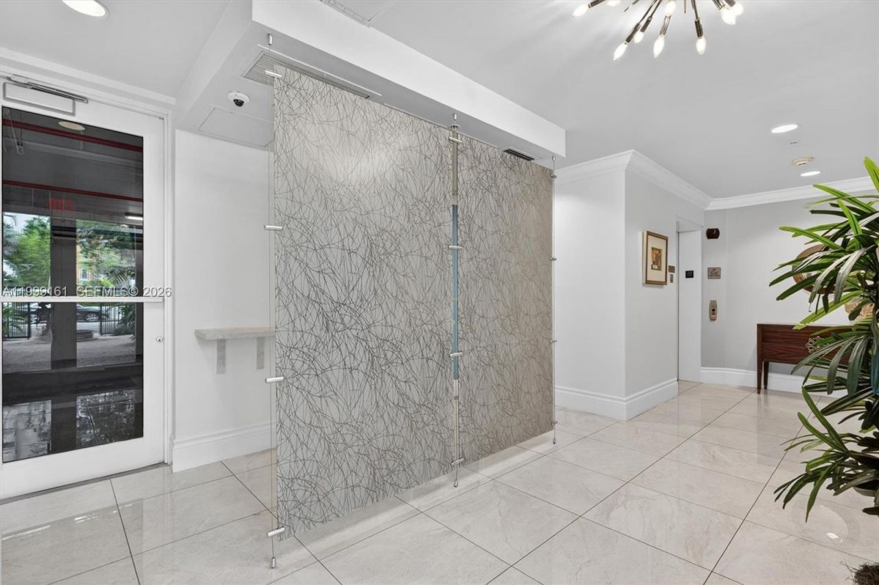 650 Valencia Ave , Unit 302, Coral Gables, FL 33134 Photo