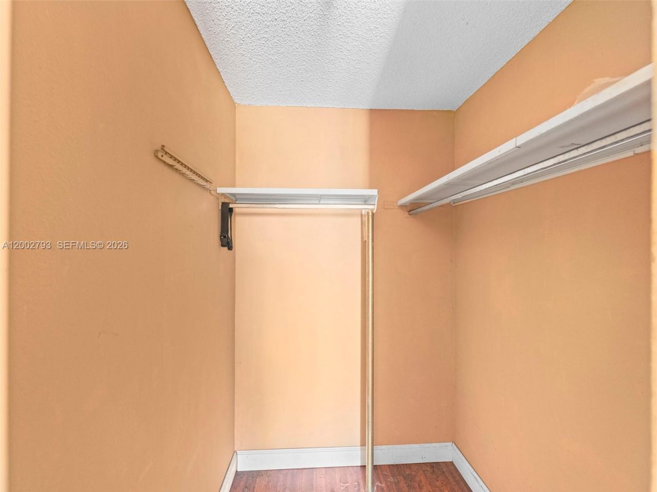 4713 NW 7th St, Unit 410-1, Miami, FL 33126 Photo