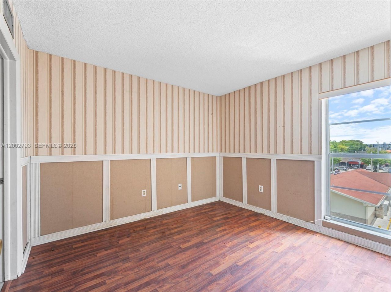 4713 NW 7th St, Unit 410-1, Miami, FL 33126 Photo