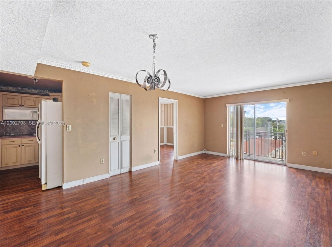 4713 NW 7th St, Unit 410-1, Miami, FL 33126 Photo