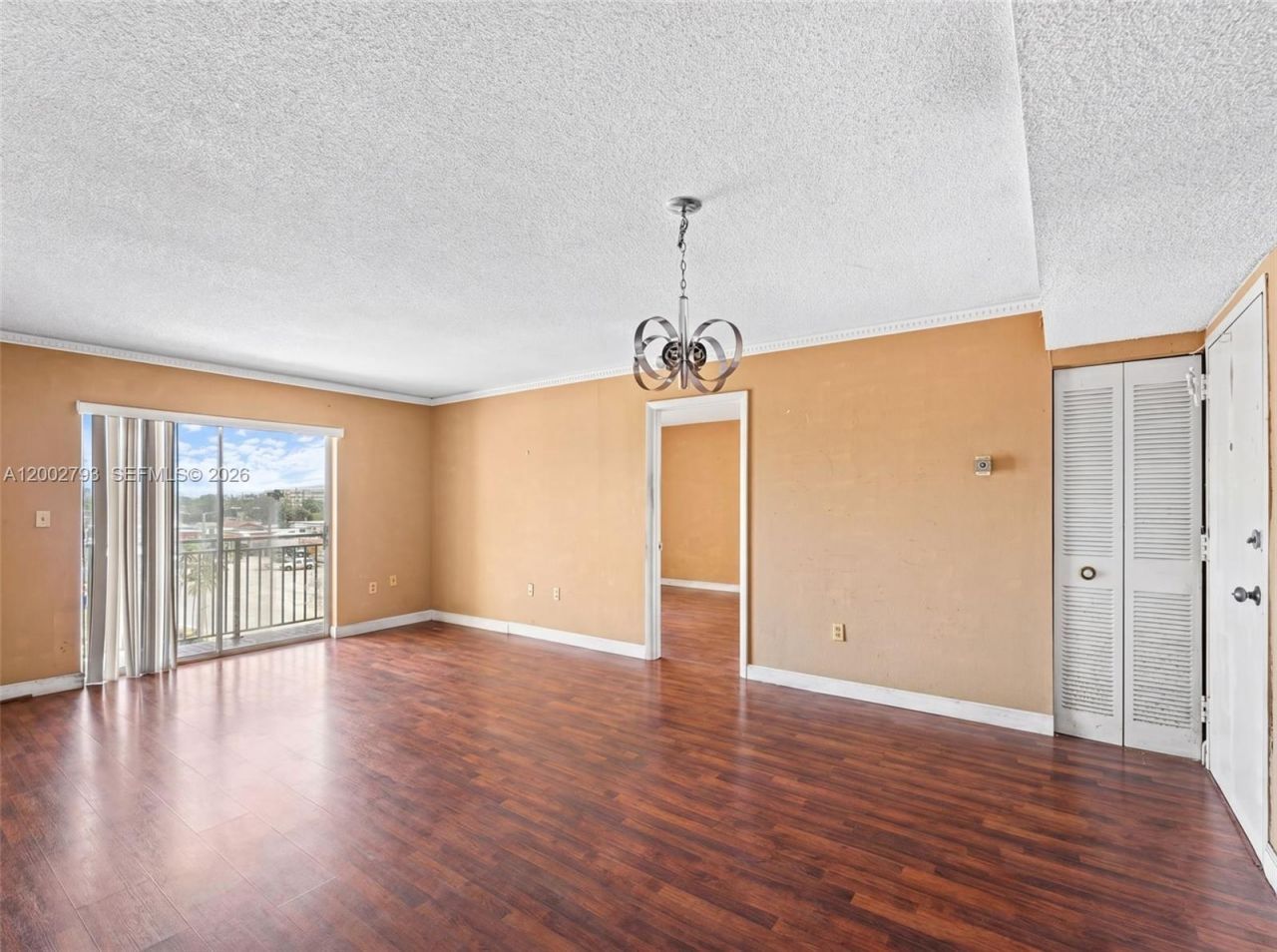 4713 NW 7th St, Unit 410-1, Miami, FL 33126 Photo