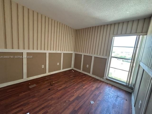 4713 NW 7th St , Unit 410-1, Miami, FL 33126 Photo