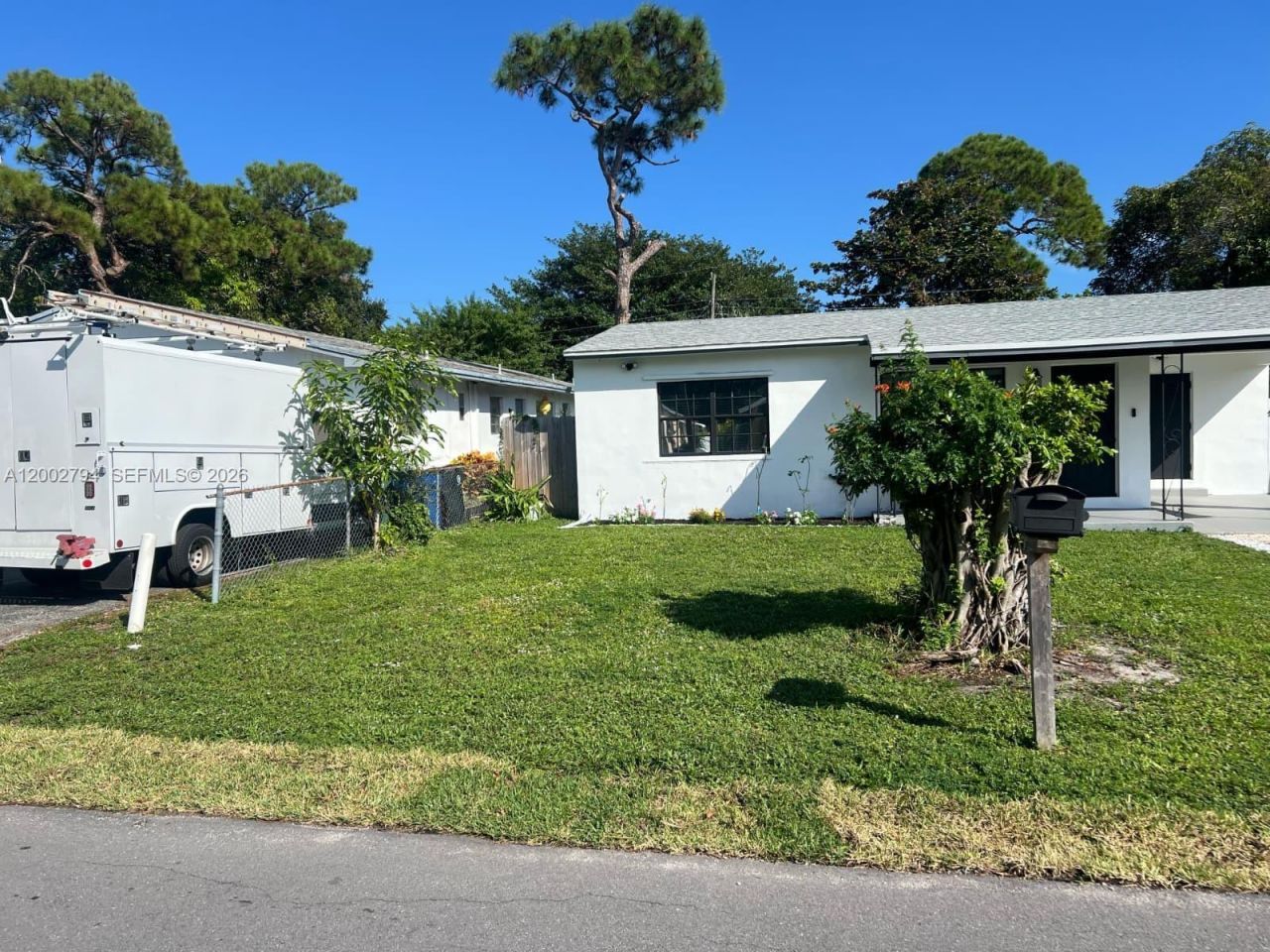 716 NW 15th Way , Fort Lauderdale, FL 33311 Photo