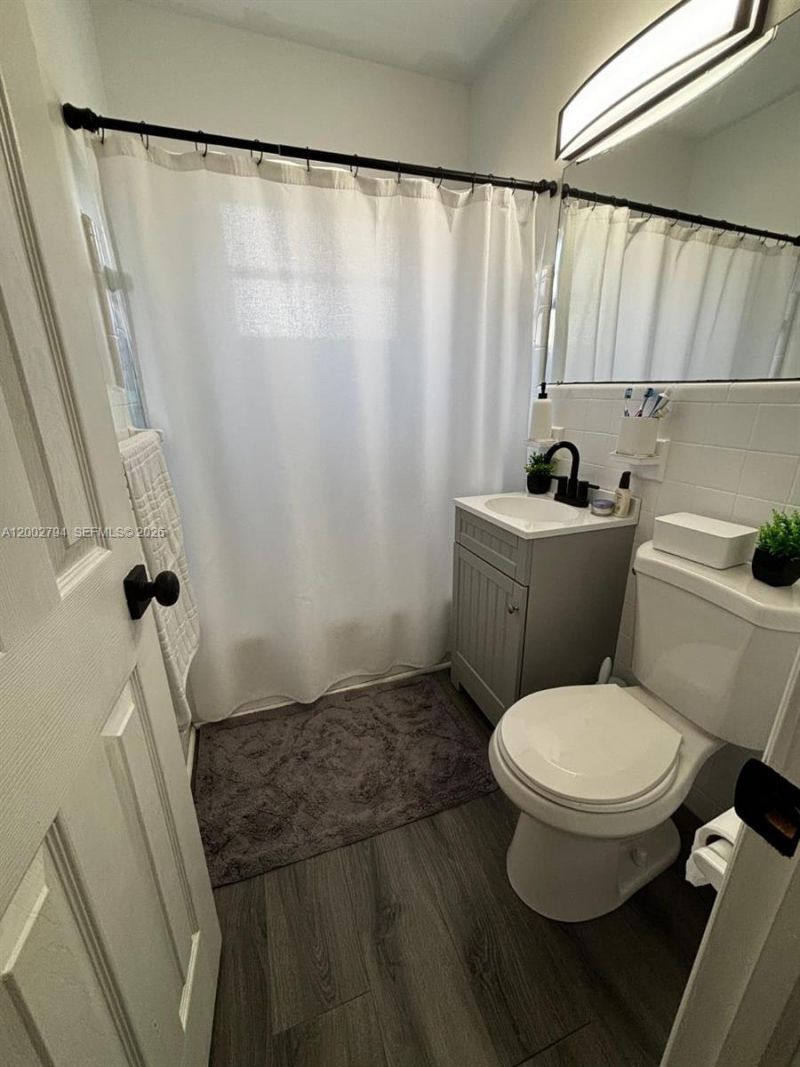 716 NW 15th Way , Fort Lauderdale, FL 33311 Photo