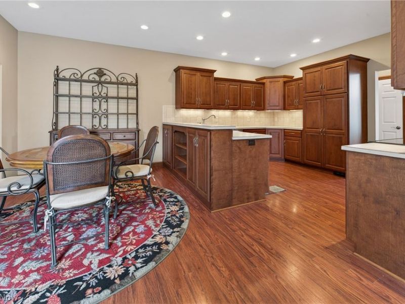 734 Homestead Pointe Drive, Orrville, OH 44667 Photo 15