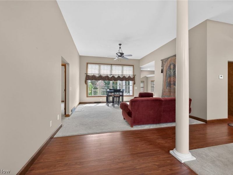 734 Homestead Pointe Drive, Orrville, OH 44667 Photo 4