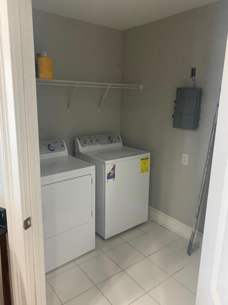 498 Albemarle Road Photo 22