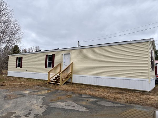 4 Black Bear Road , Brewer, ME 04412